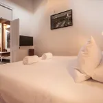 Villa With Rooftop Terrace In Barranco
