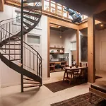Villa With Rooftop Terrace In Barranco
